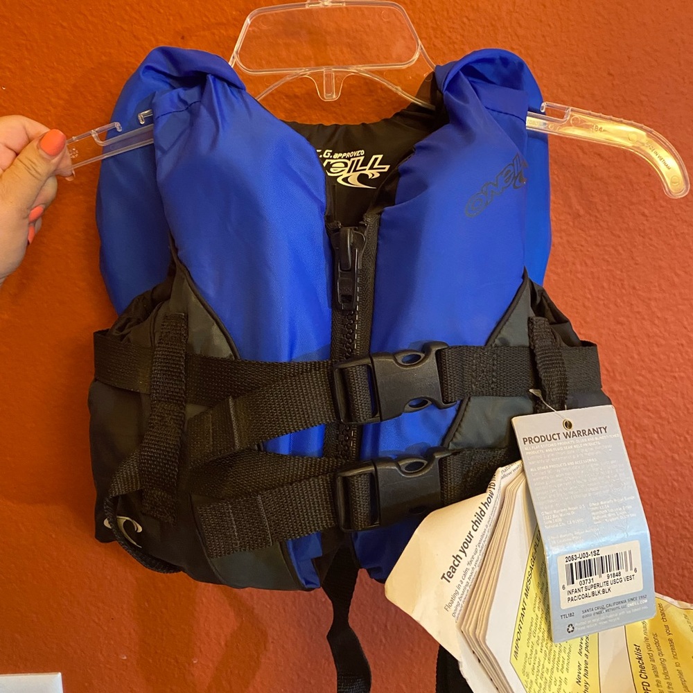 NWT O’Neill Infant life vest, Brand New